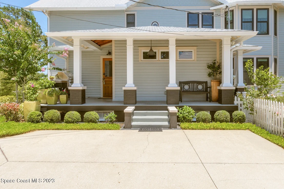 Photo of 709 Rockledge Drive