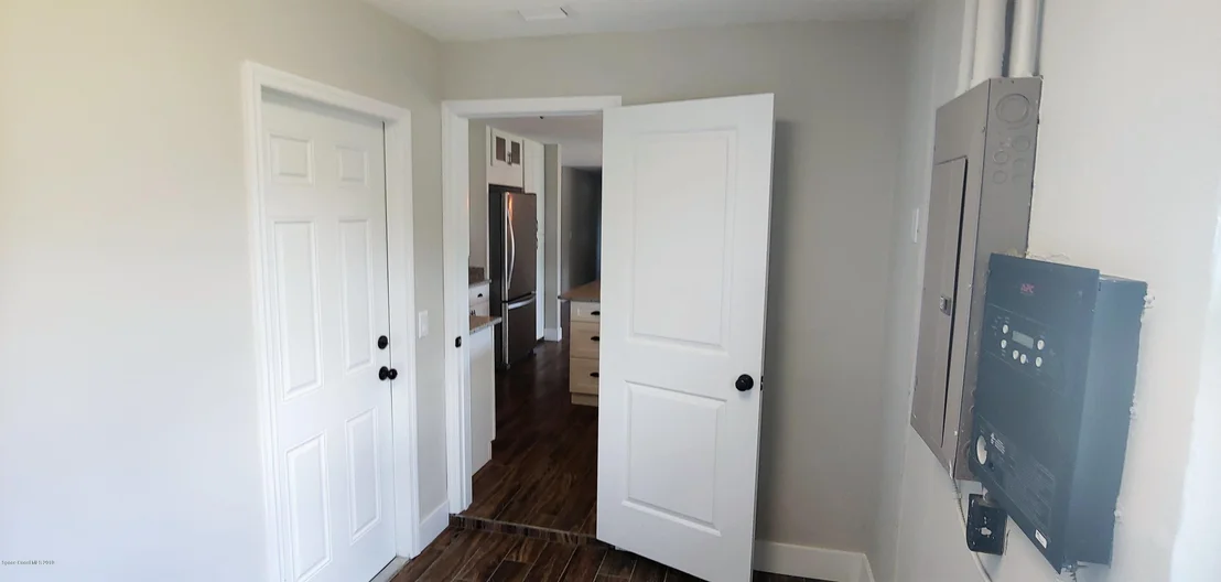 Photo of 2187 Montgomery Road