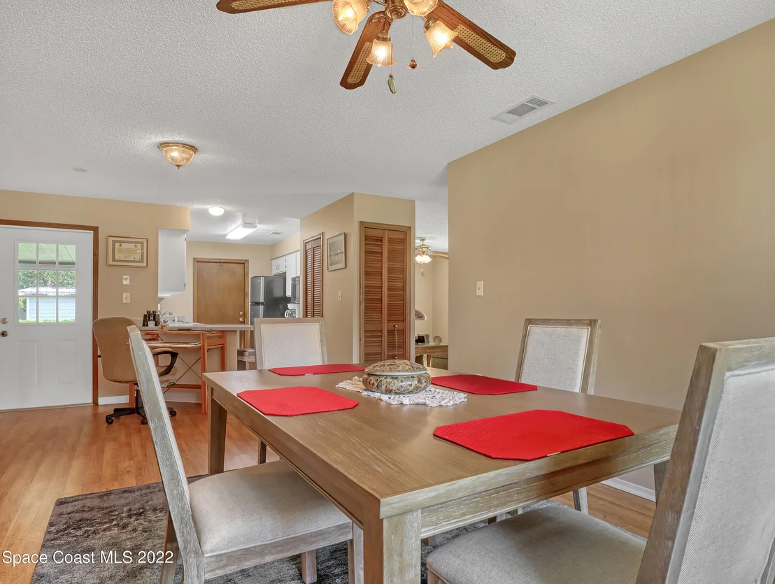 Photo of 6200 Janina Road
