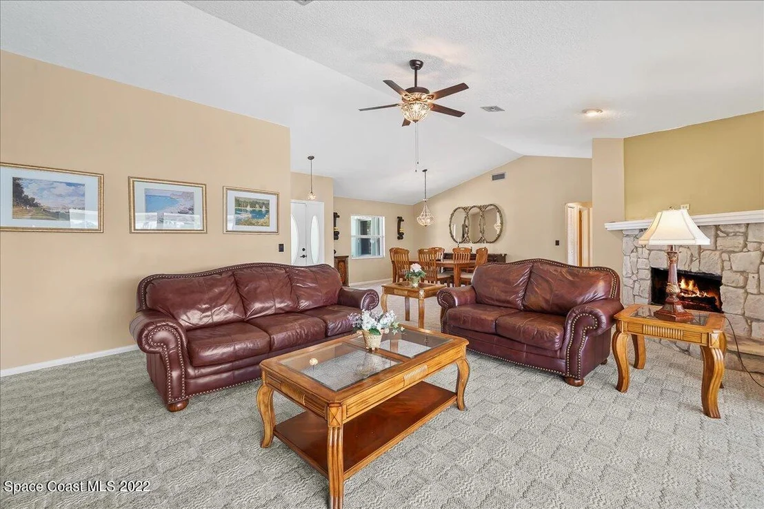 Photo of 275 Arrowhead Lane