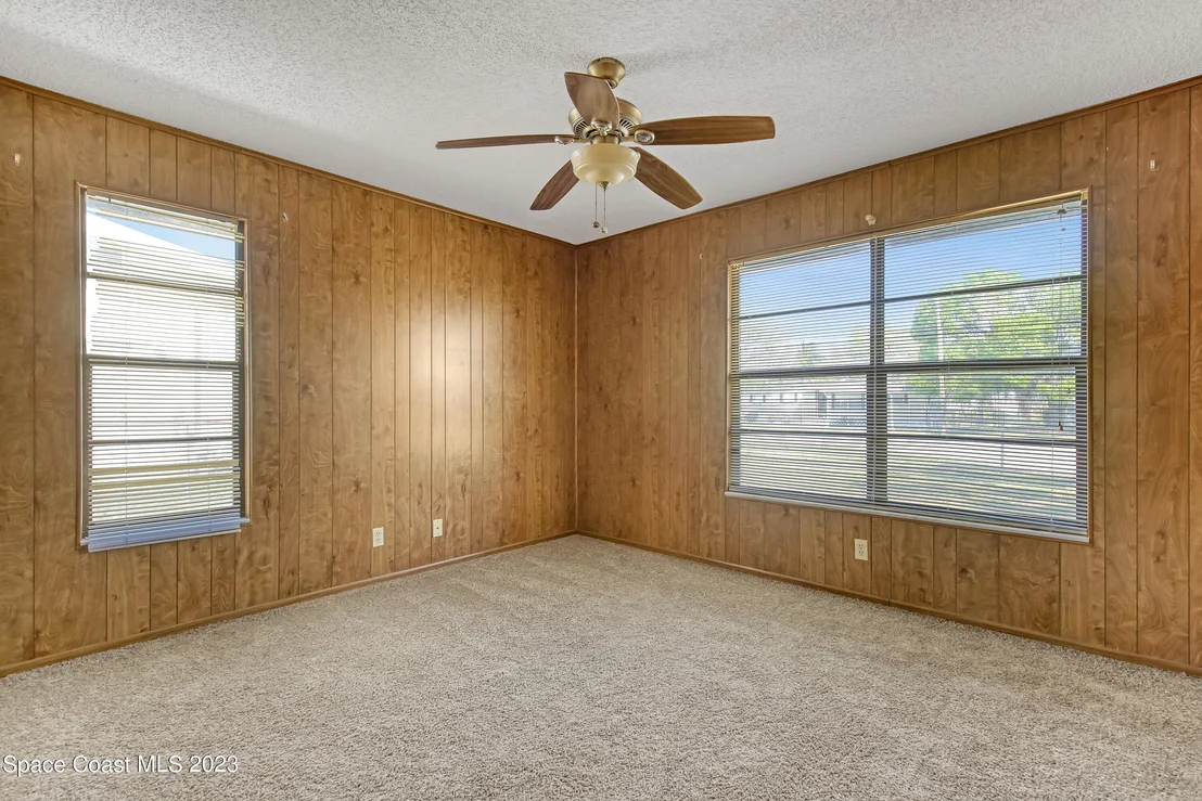 Photo of 2638 SE 32nd Street