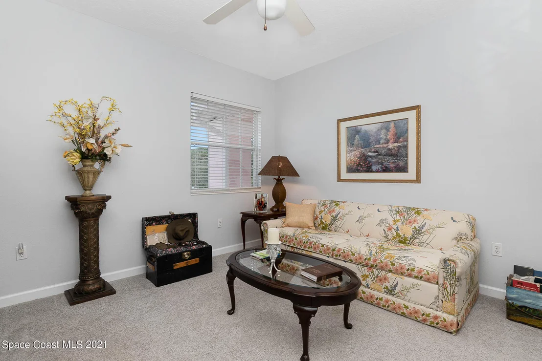 Photo of 1817 Laurel Oak Drive S