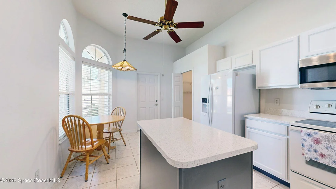 Photo of 3401 Deer Lakes Drive