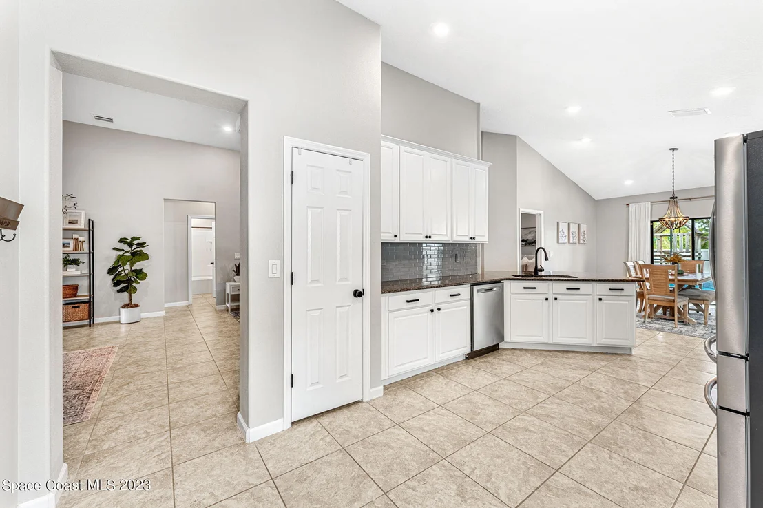Photo of 912 Peta Way