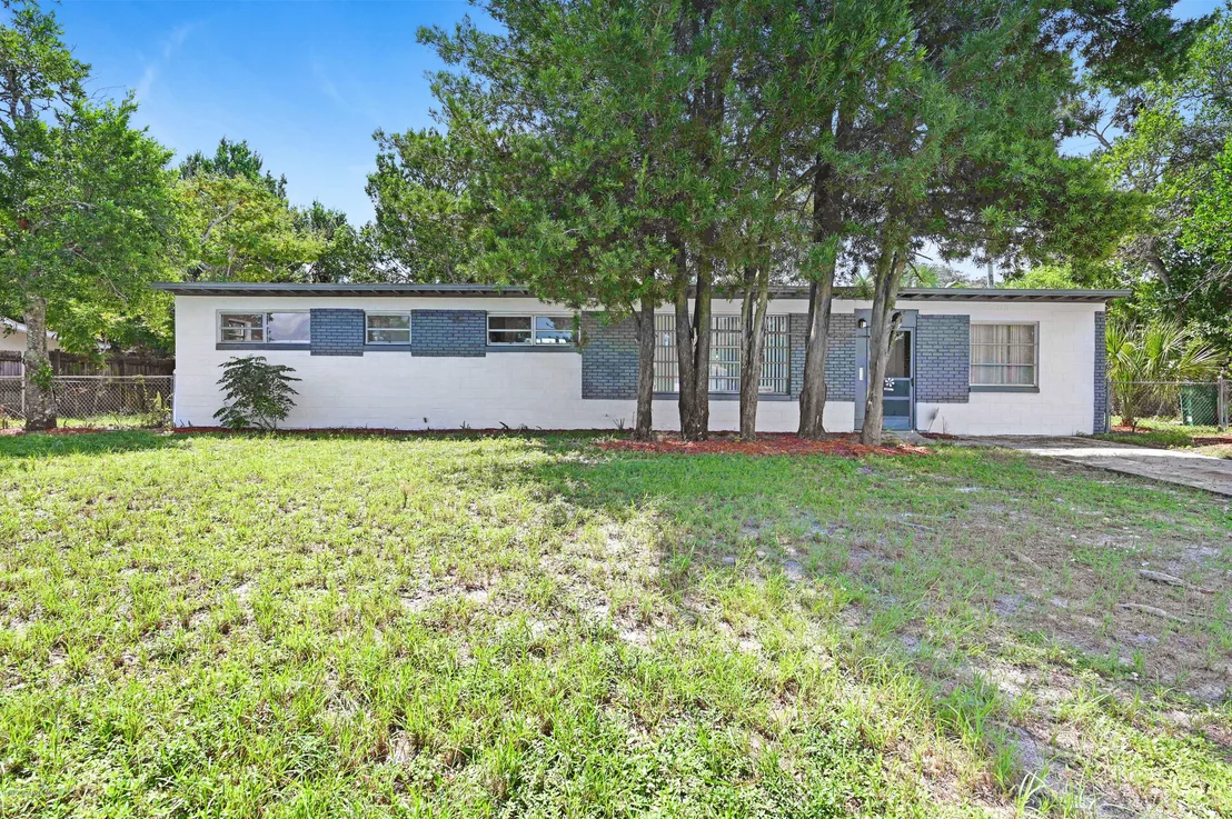Photo of 1211 Westview Drive