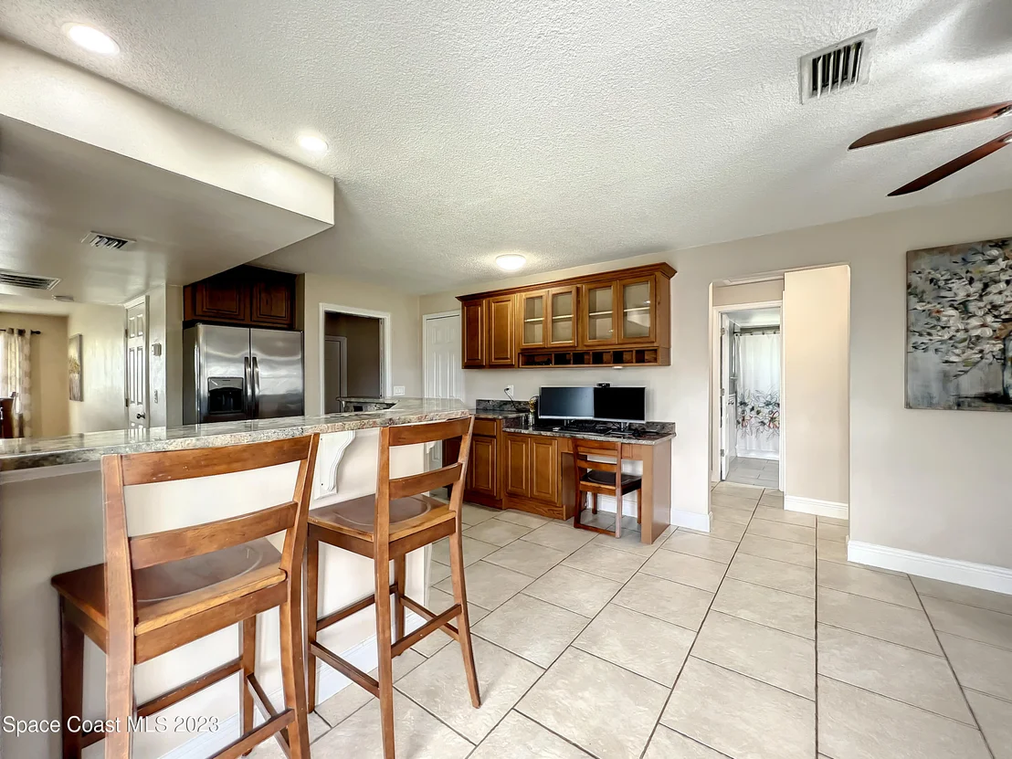 Photo of 2900 Cooper Drive