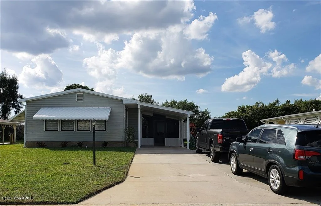 Photo of 7490 Blackhawk Road