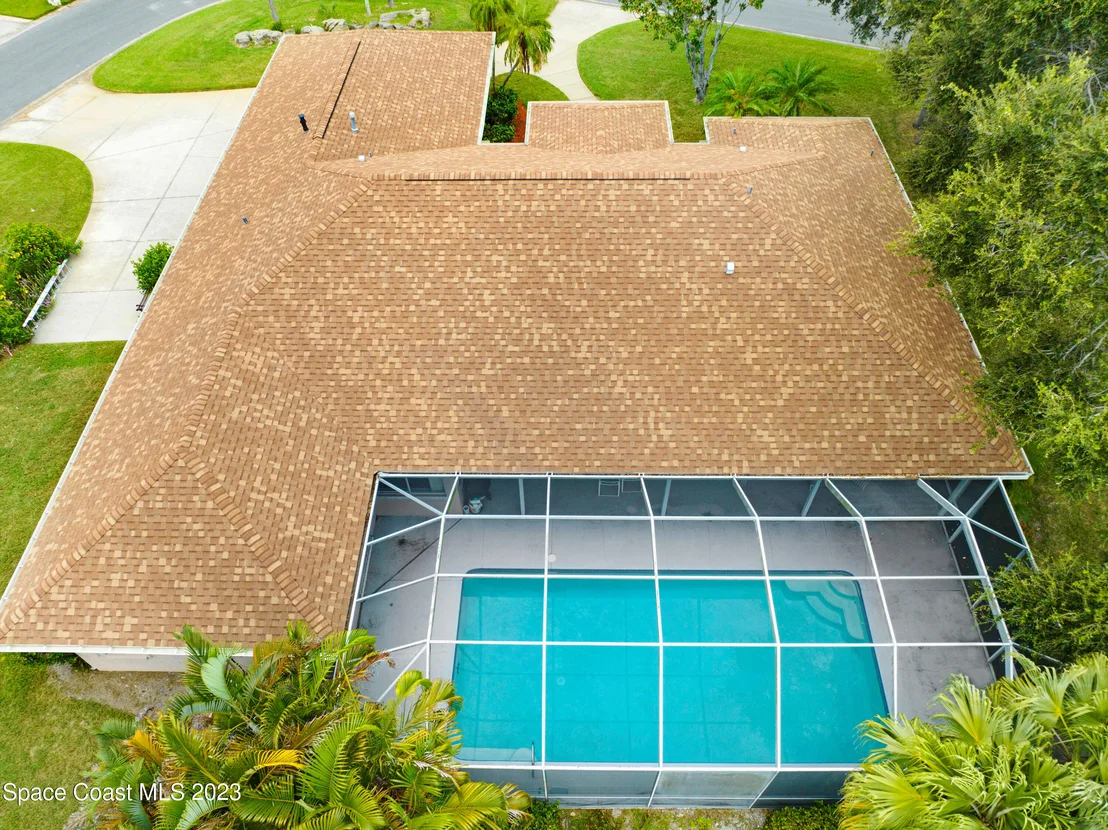 Photo of 2180 Royal Oaks Drive