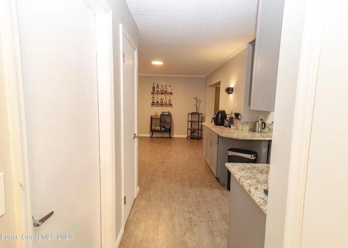Photo of 800 Mark David Boulevard