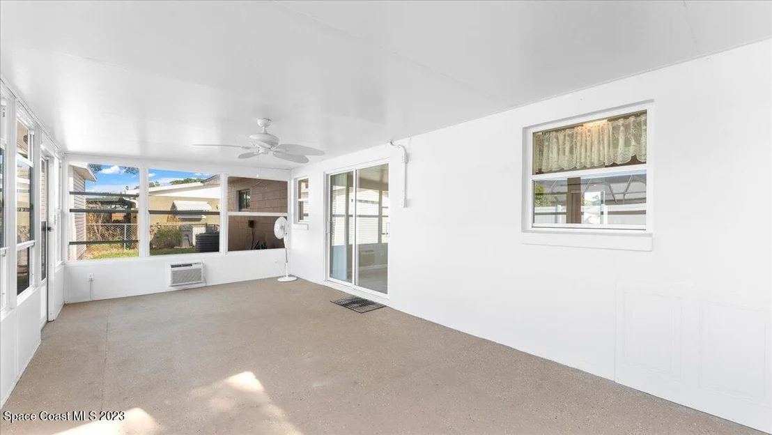 Photo of 940 Cristobal Drive