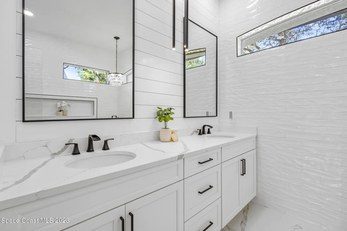 Photo of 473 Peregrine Drive
