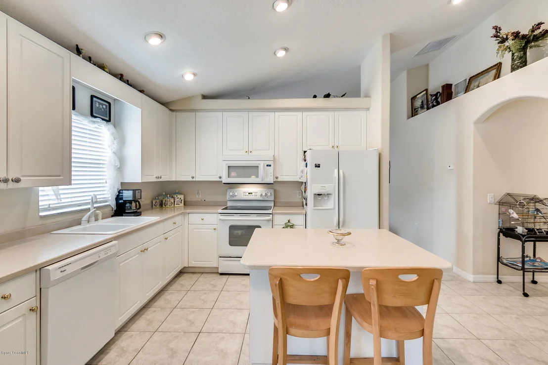 Photo of 6927 Owen Drive