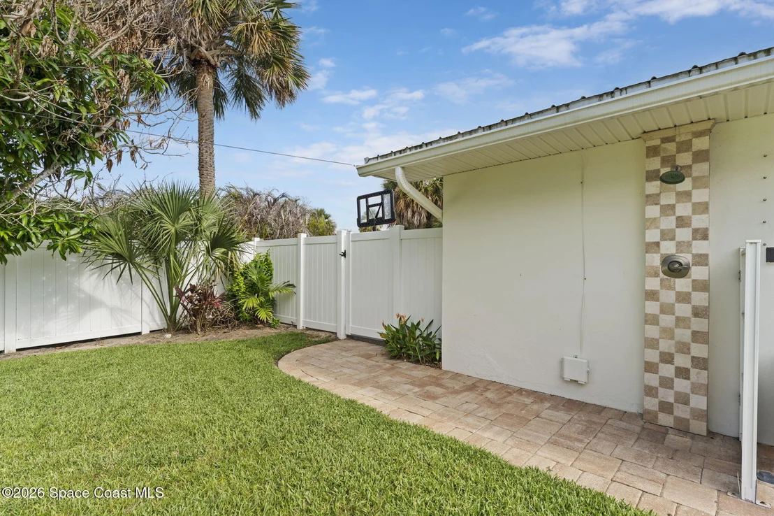 Photo of 415 Hibiscus Trail