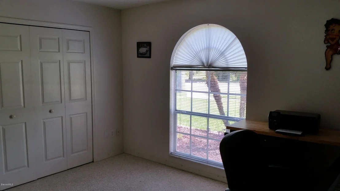 Photo of 2141 Lansing Street