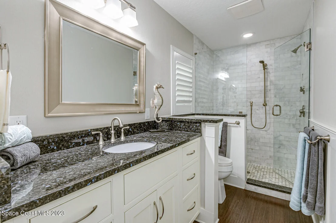 Photo of 844 W Whitmire Drive