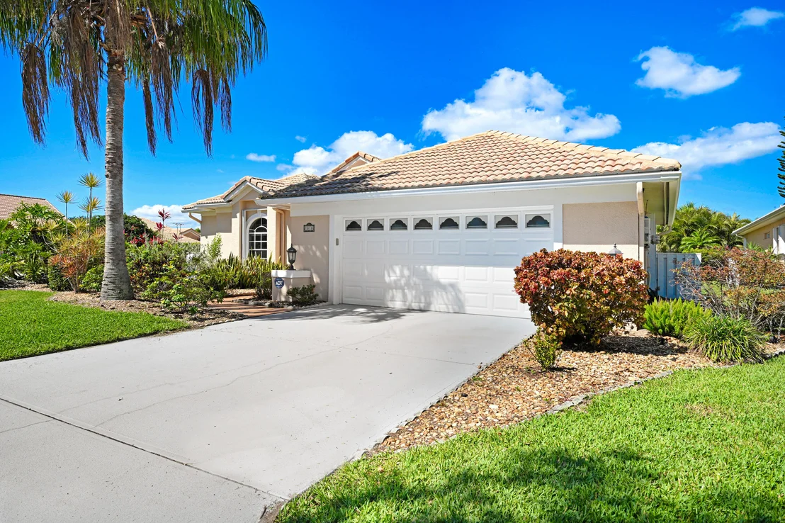 Photo of 1010 Palm Brook Drive