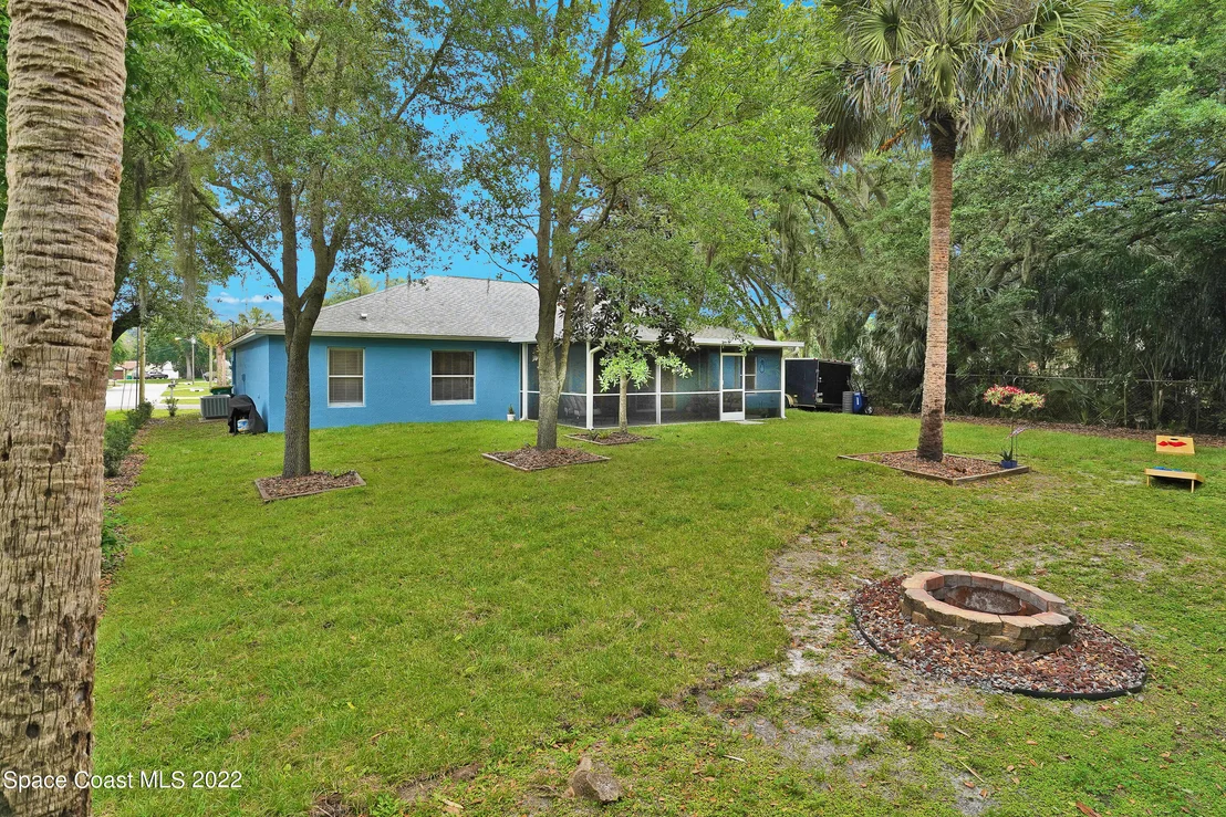 Photo of 6035 Adele Street