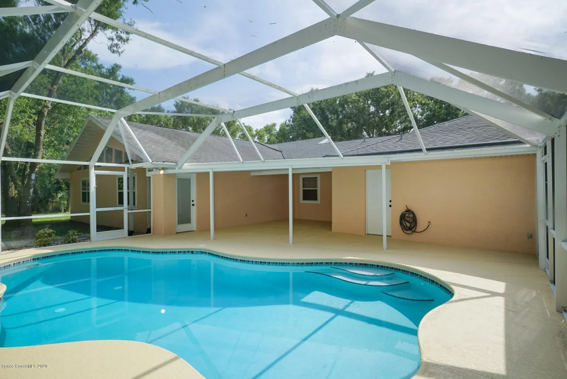 Photo of 2125 Linrose Lane