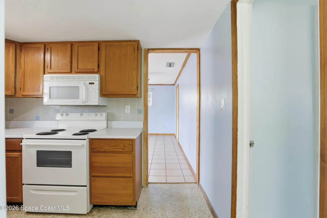 Photo of 875 Kings Post Road