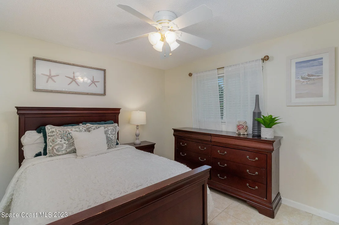 Photo of 544 Biscayne Drive