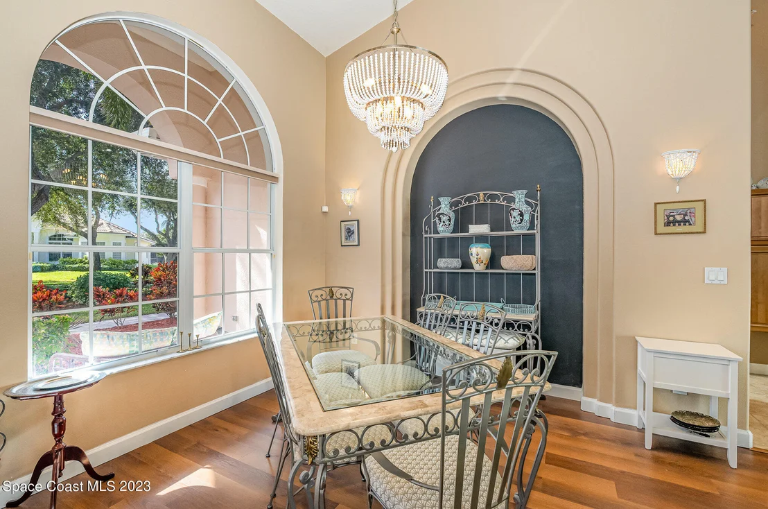 Photo of 426 Southampton Drive