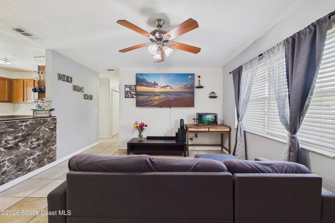 Photo of 2536 Stratford Drive