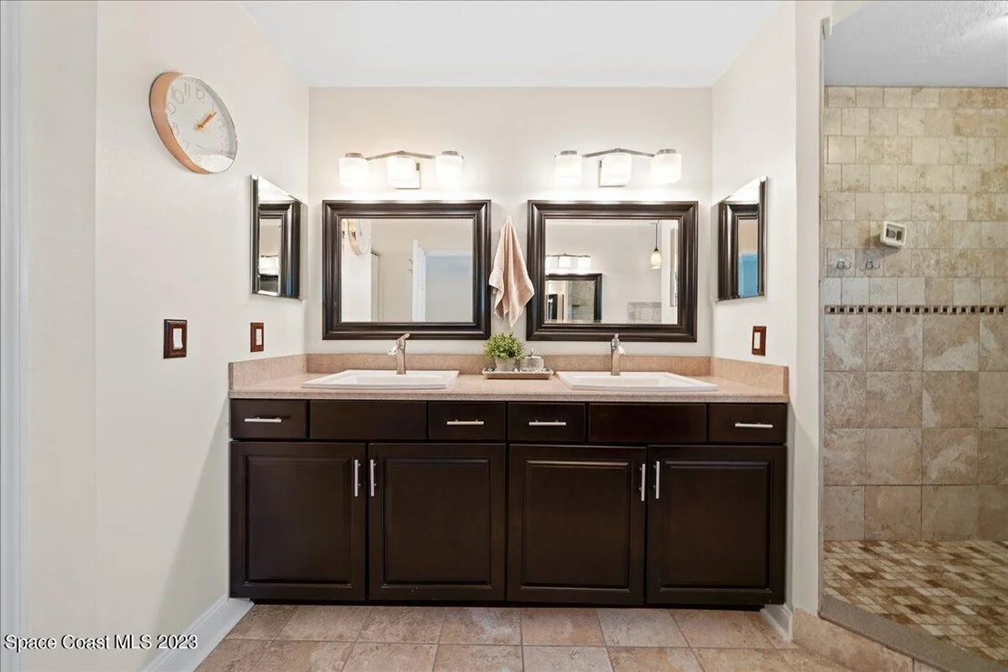 Photo of 5030 Timber Lane Drive