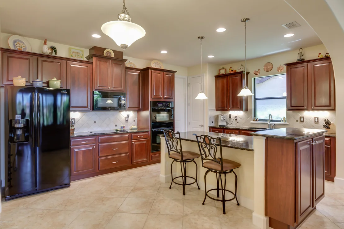 Photo of 658 Monterey Drive