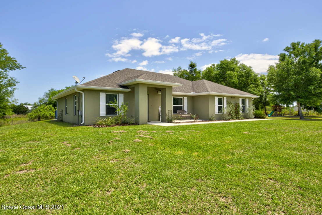 Photo of 6135 Dixie Way