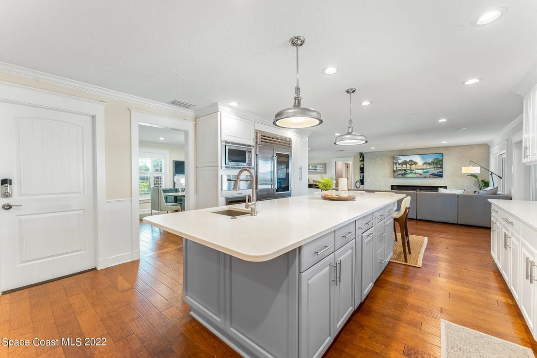 Photo of 437 River View Lane