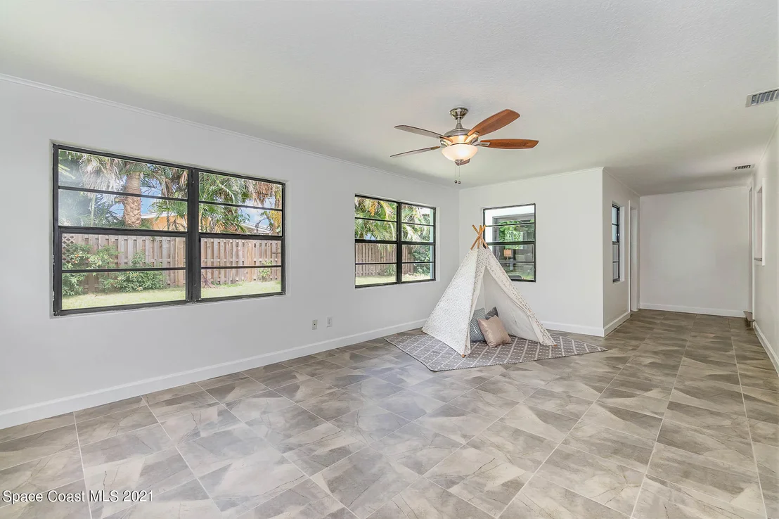 Photo of 242 Miami Avenue