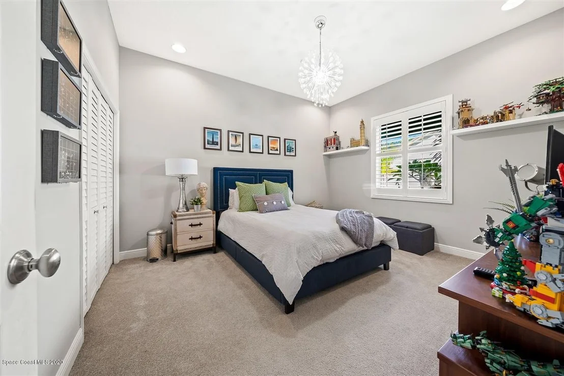 Photo of 840 Peregrine Drive