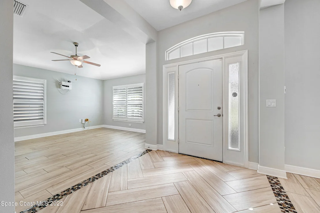 Photo of 2324 Merlin Drive