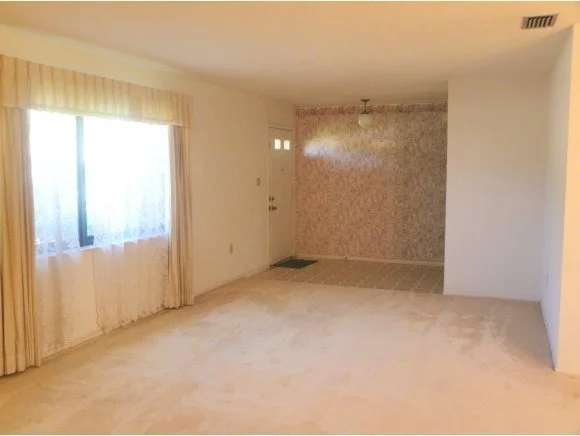 Photo of 2608 Longwood