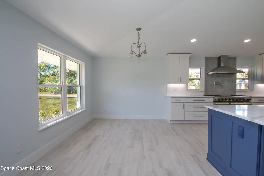 Photo of 501 Riverside Drive