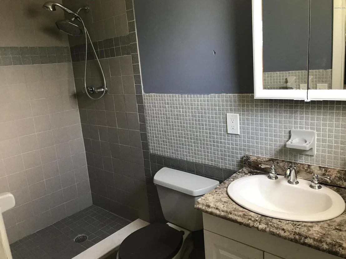 Photo of 1419 Floyd Drive