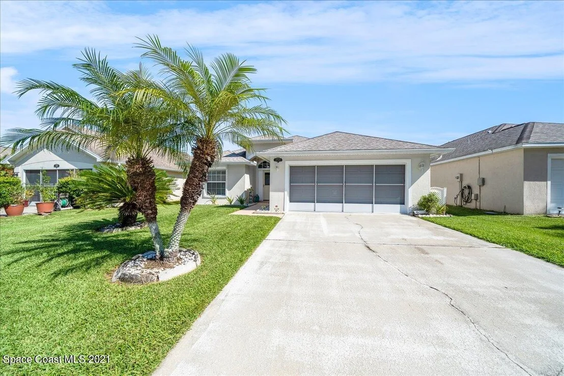 Photo of 2340 Stratford Pointe Drive