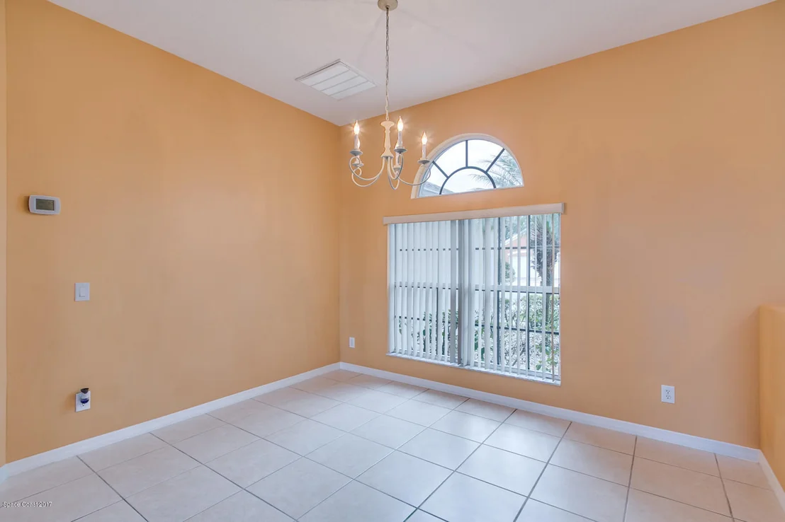 Photo of 3637 Peninsula Circle