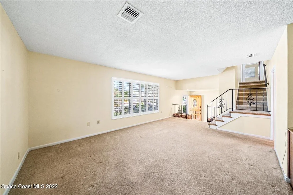 Photo of 211 Mohawk Way