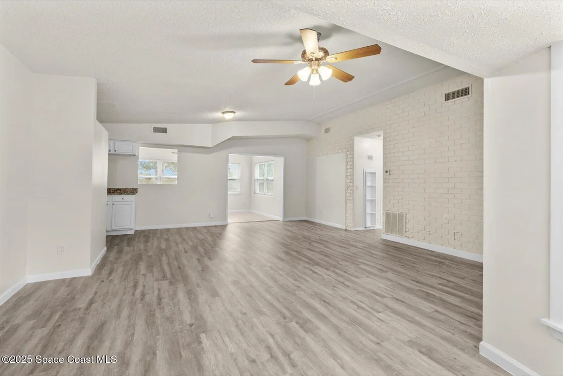 Photo of 7506 Roberts Road