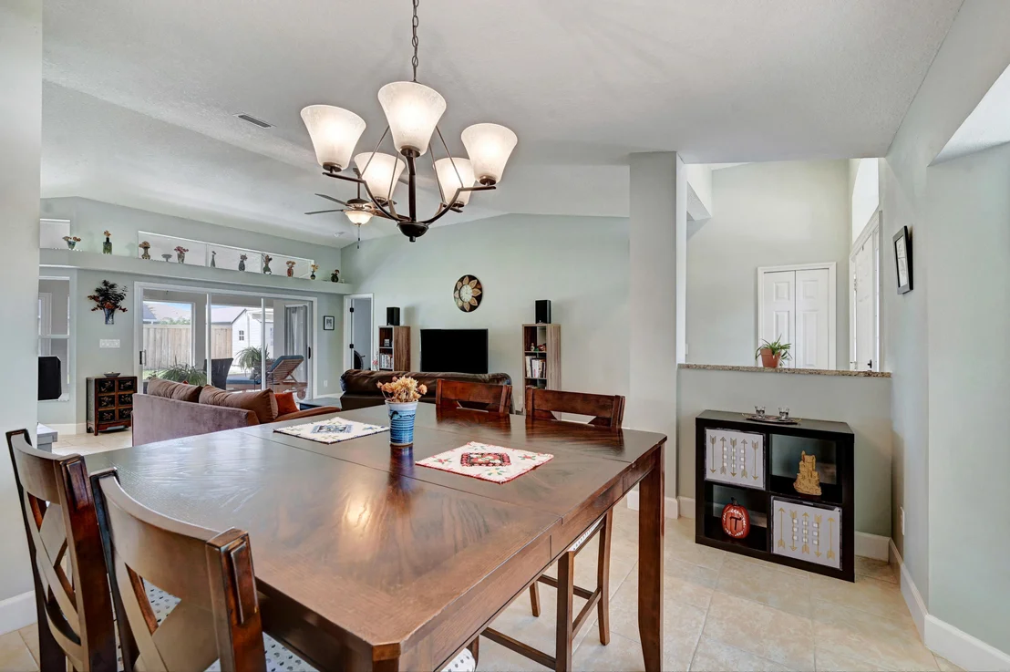 Photo of 4925 Buttonwood Drive