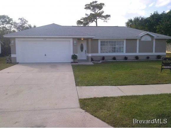 Photo of 7160 Ackerman