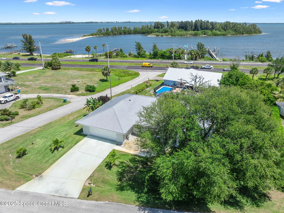 Photo of 7109 Blue Shore Road