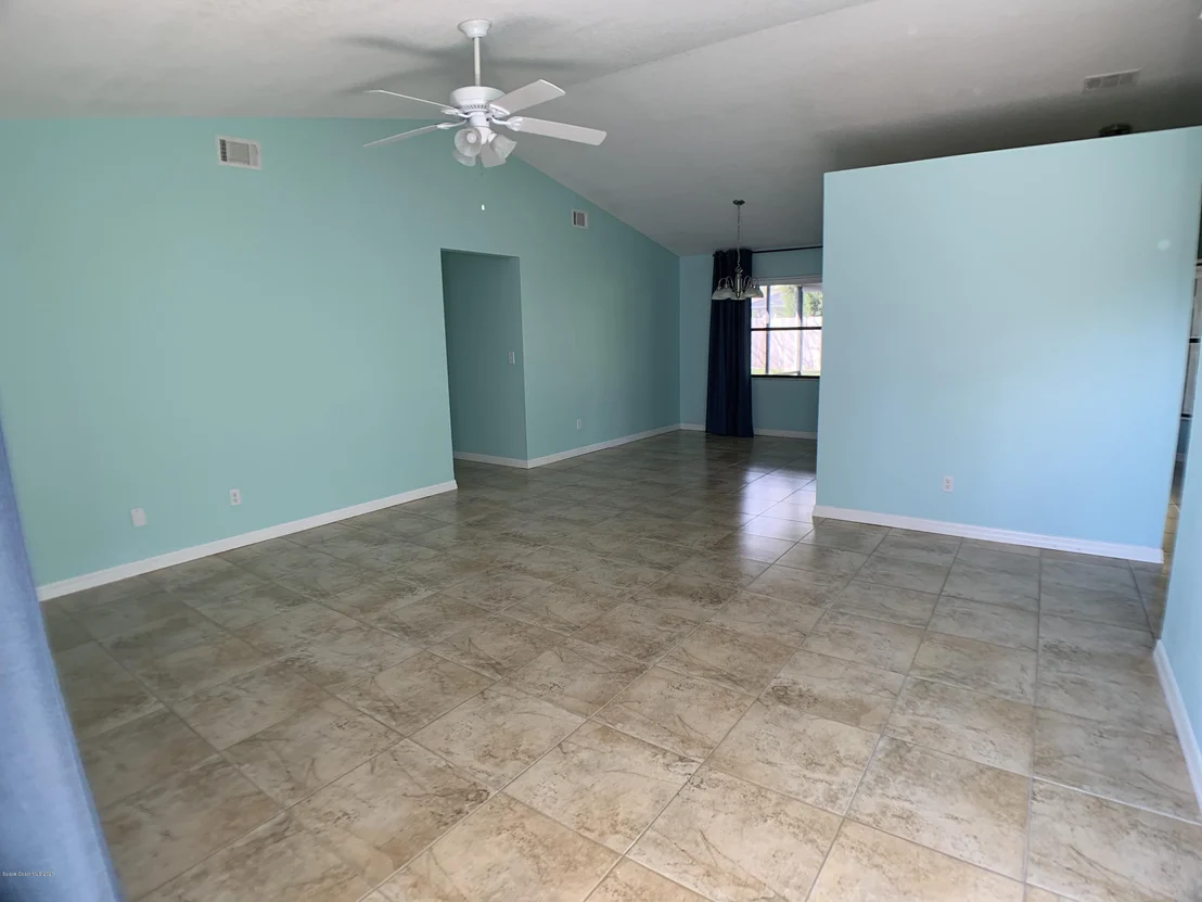 Photo of 2682 Nobility Avenue