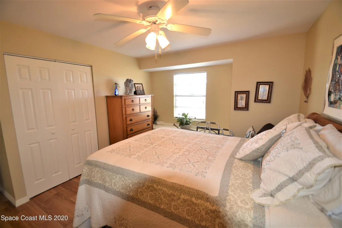 Photo of 981 Bacon Circle NE