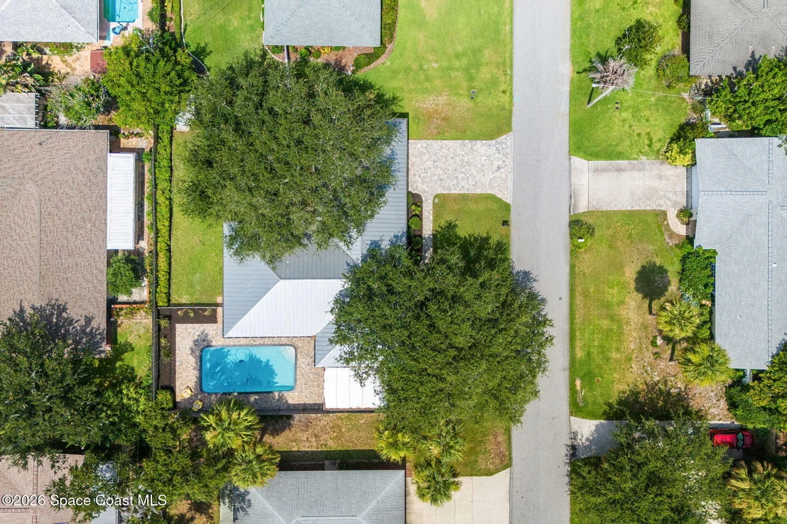 Photo of 545 Seabreeze Drive