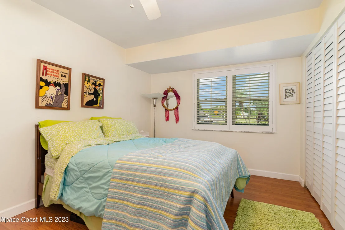 Photo of 1431 Mariposa Drive NE