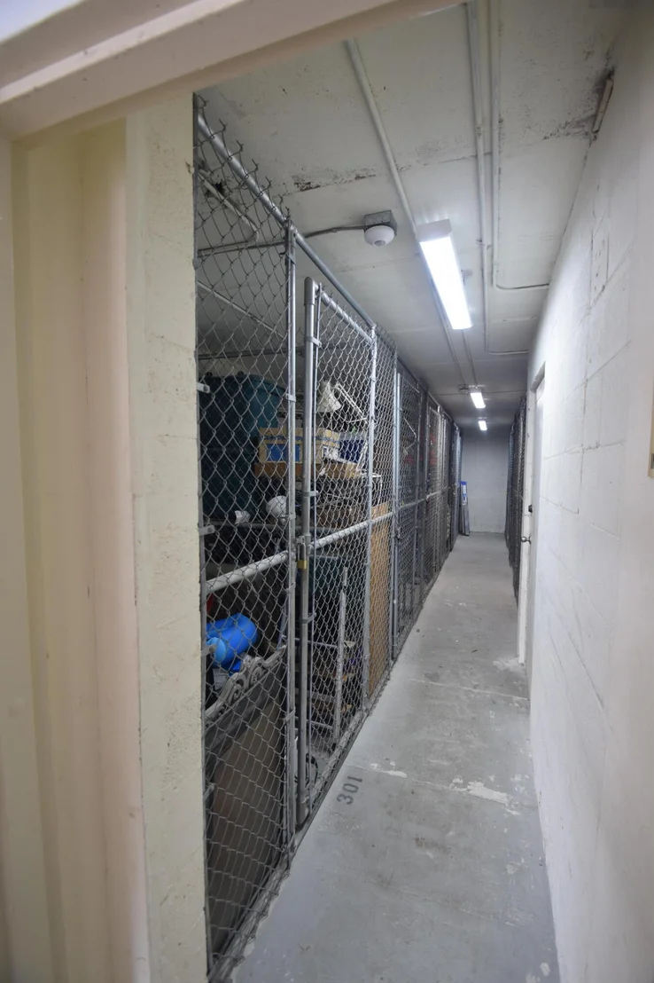 Photo of Unit 301 at 3901 Dixie Highway NE