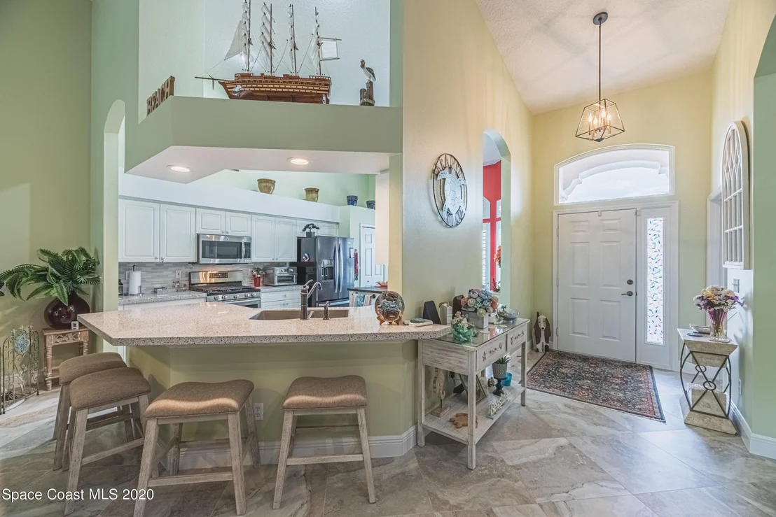 Photo of 338 Renaissance Avenue