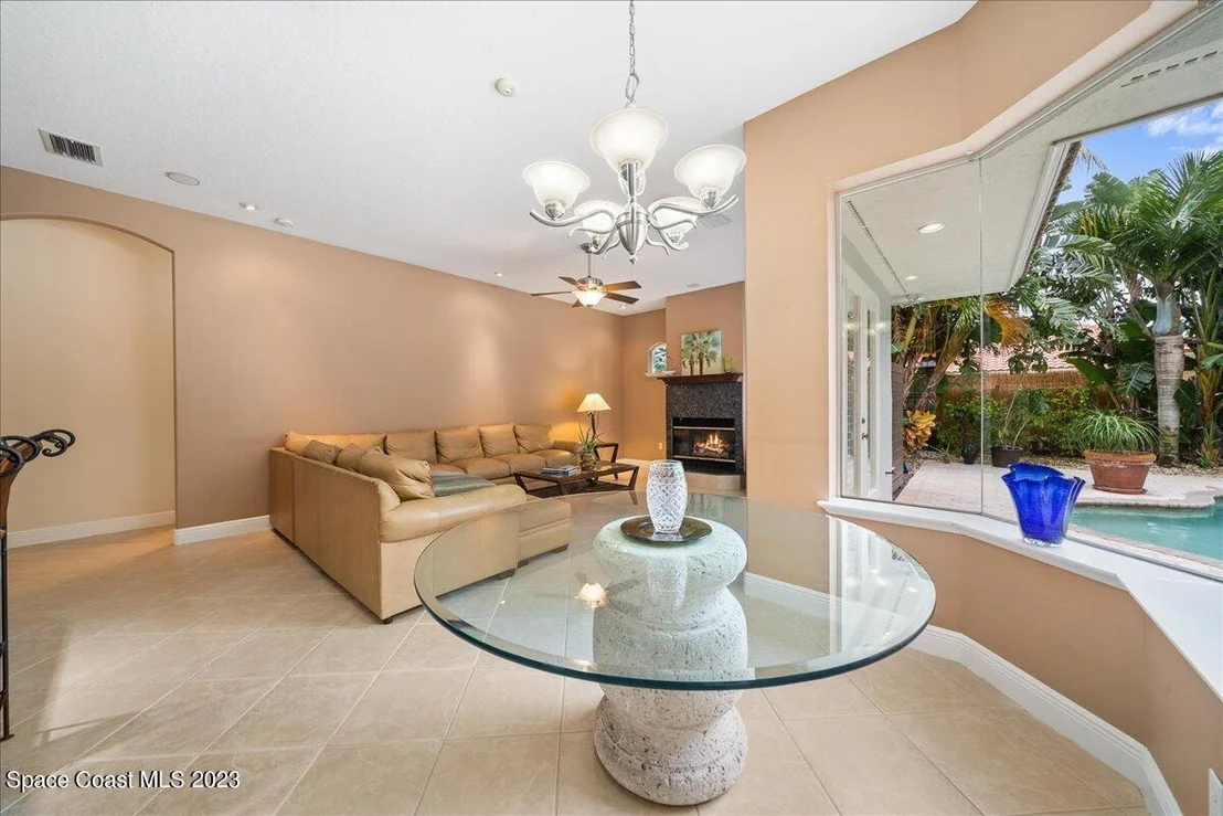 Photo of 373 Flanders Drive